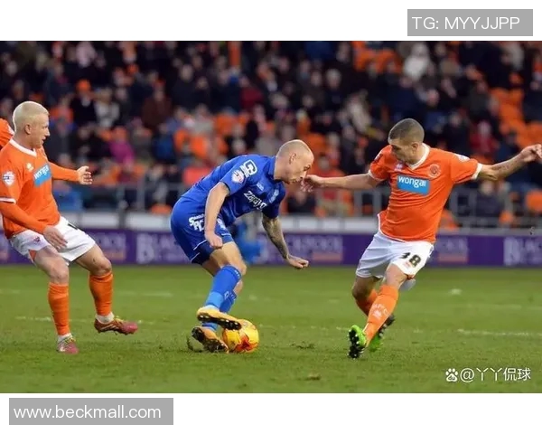 布莱克浦主场迎战米德尔斯堡力争全取三分的激烈对决 布莱克浦主场迎战米德尔斯堡力争全取三分的激烈对决