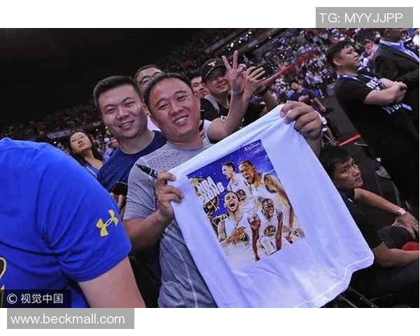 悉尼奥林匹克球队与曼利联的激烈对决引发球迷热情高涨 悉尼奥林匹克球队与曼利联的激烈对决引发球迷热情高涨